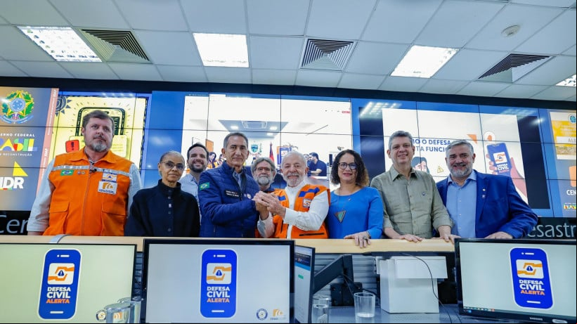 14.06.2025 - LanÃ§amento do Defesa Civil Alerta para a regiÃ£o Nordeste.
No Centro Nacional de Gerenciamento de Riscos e Desastres (CENAD, com os ministro da IntegraÃ§Ã£o e do Desenvolvimento Regional (MIDR), Waldez GÃ³es; e do presidente da AgÃªncia Nacional de TelecomunicaÃ§Ãµes (Anatel), Carlos Baigorri.(Foto: Ricardo Stuckert / PR) 