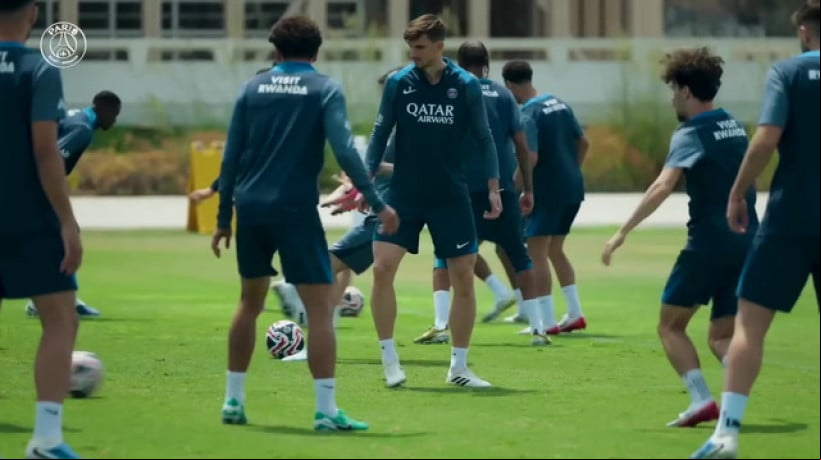 PSG de Marquinhos e Kvara pronto para a estreia contra o Atlético de Madrid 